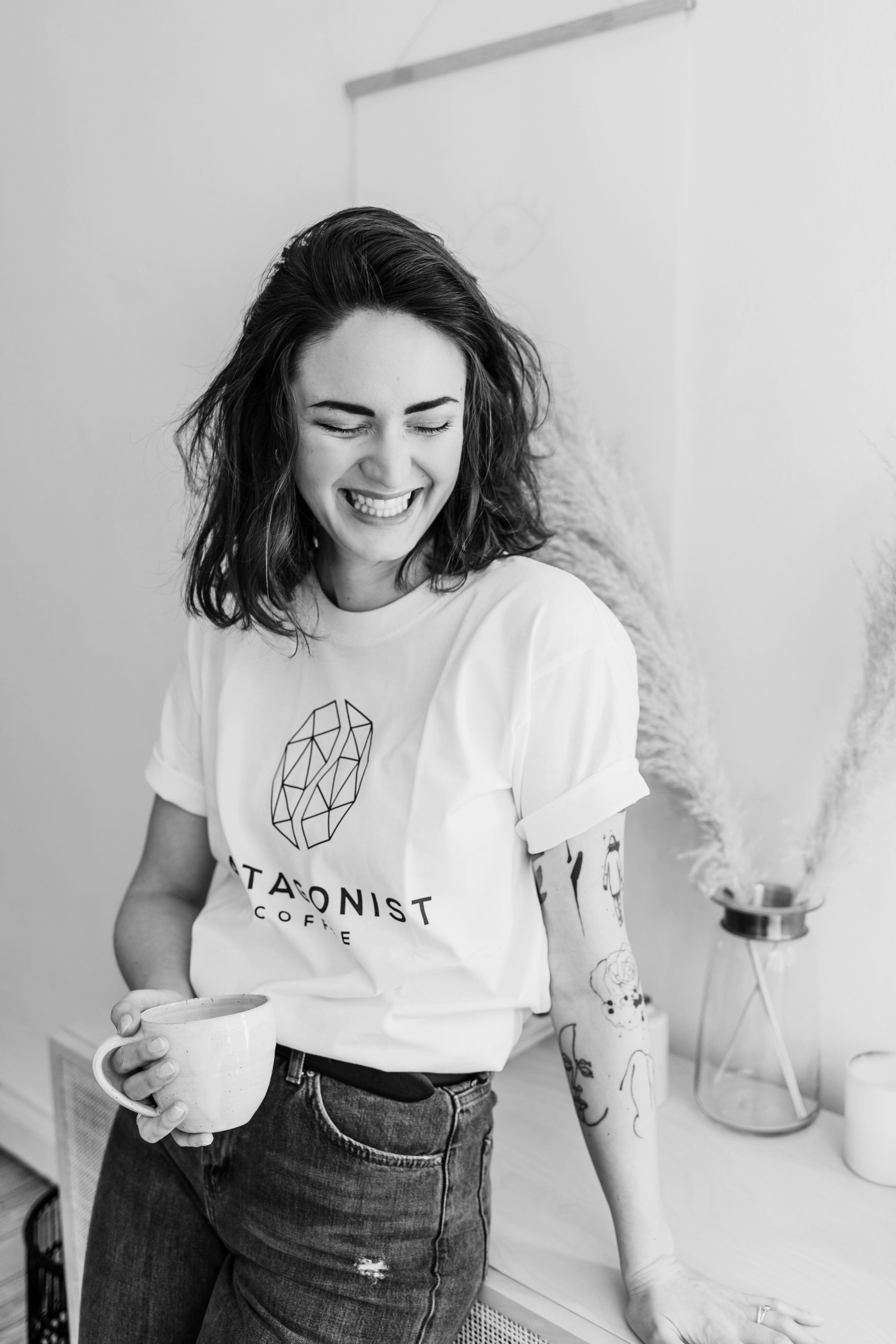 Antagonist T-Shirt weiß unisex